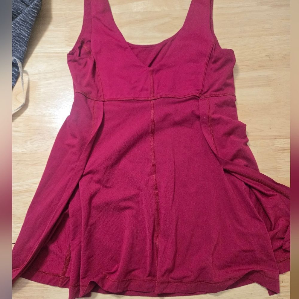 lululemon 2 Piece Bundle Capri And Tank - Picture 8 of 11